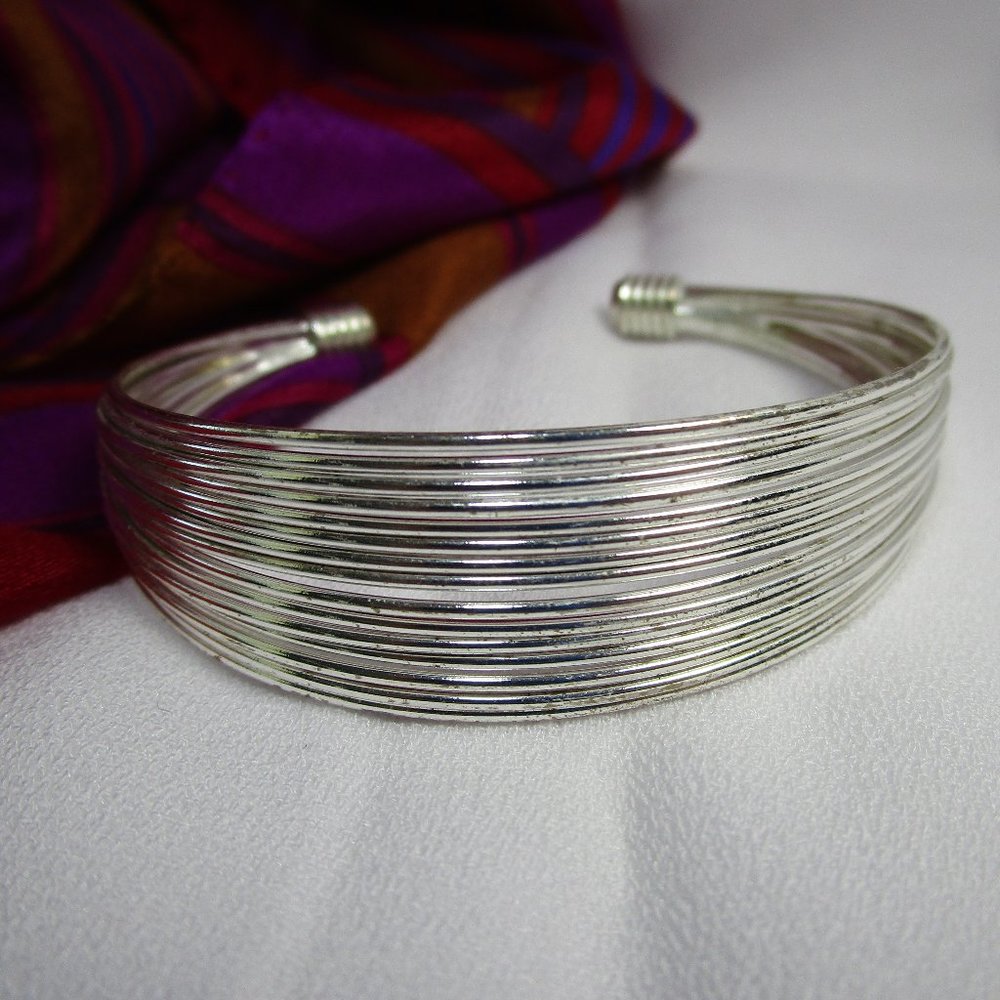 💎Host Pick💎 VTG Silver Tone Wire Cuff Bracelet